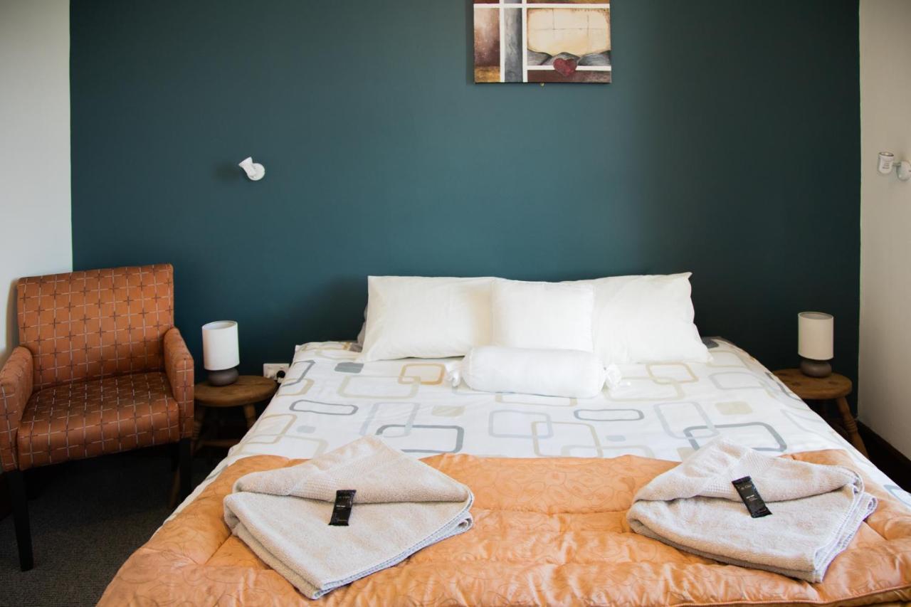 Hotel The Brown Pub Methven Esterno foto