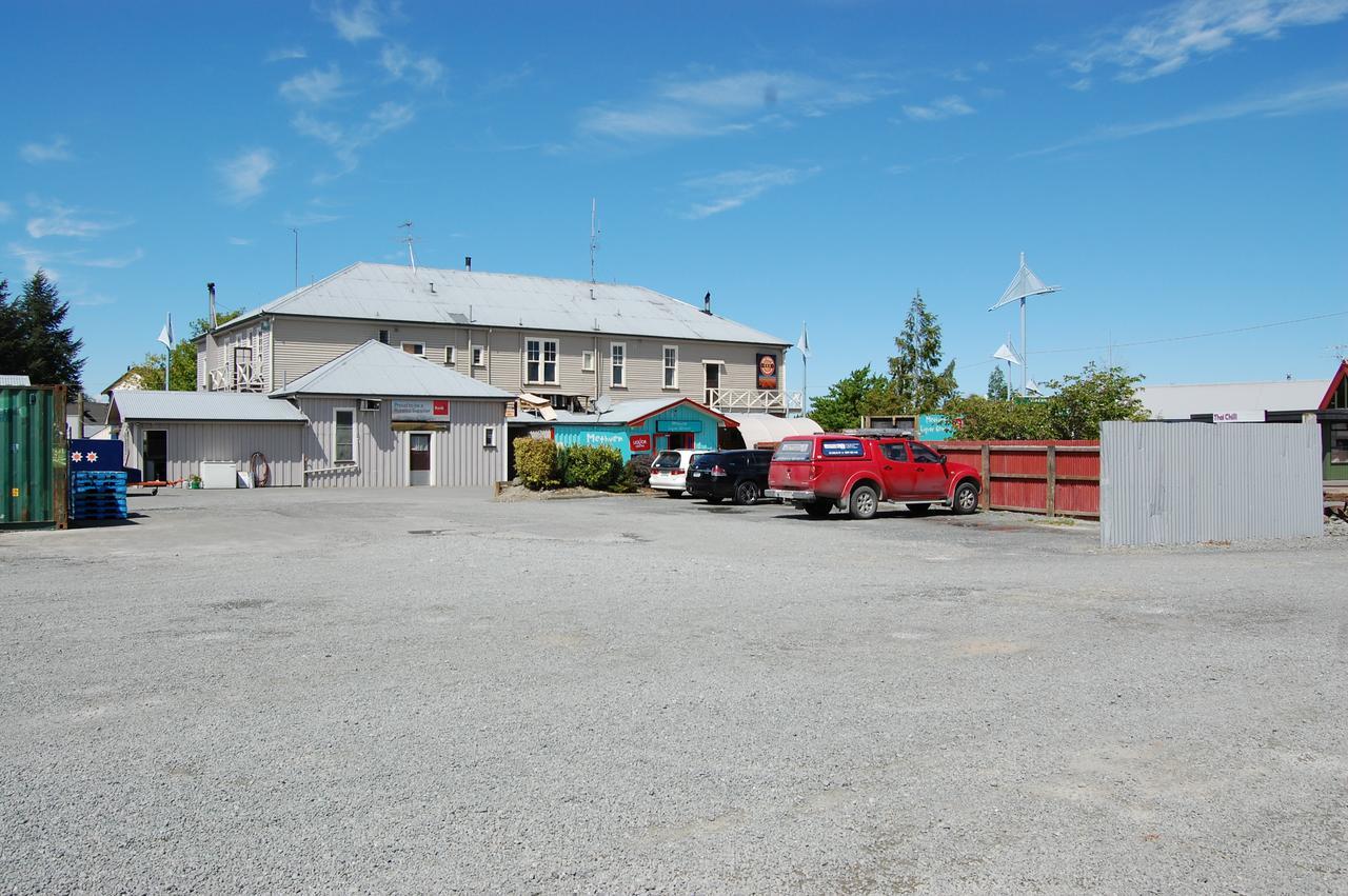 Hotel The Brown Pub Methven Esterno foto